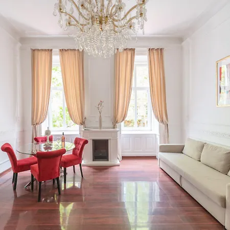 Music Academy Cafe Vian Kft Apartament Budapesta