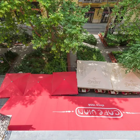 Music Academy Cafe Vian Kft Budapesta